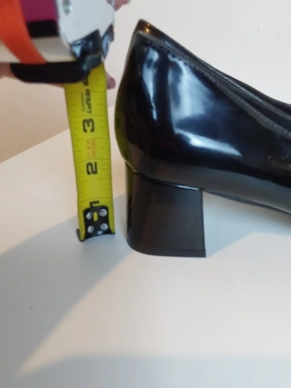 Tahari sleek patent